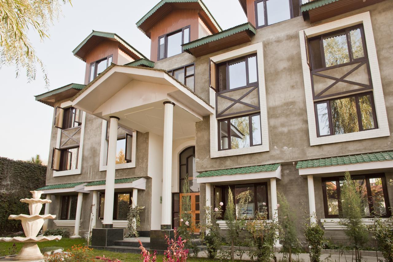 Royal Star Inn Сринагар Экстерьер фото